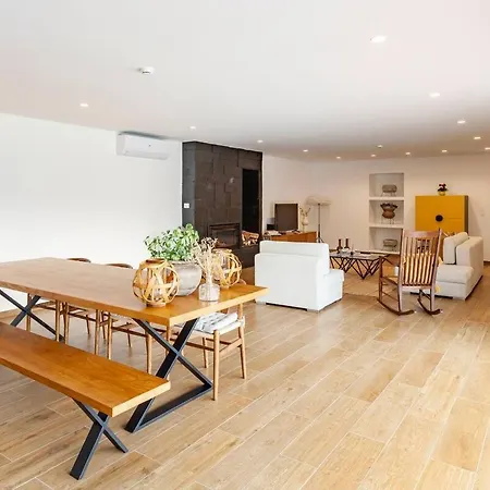 Casa Vieira Lobo 펜션 아로카